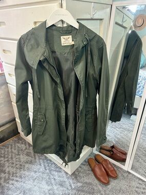 Olive Green Millennial Utility Jacket Anorak Layering Autumn Fall Season Staple